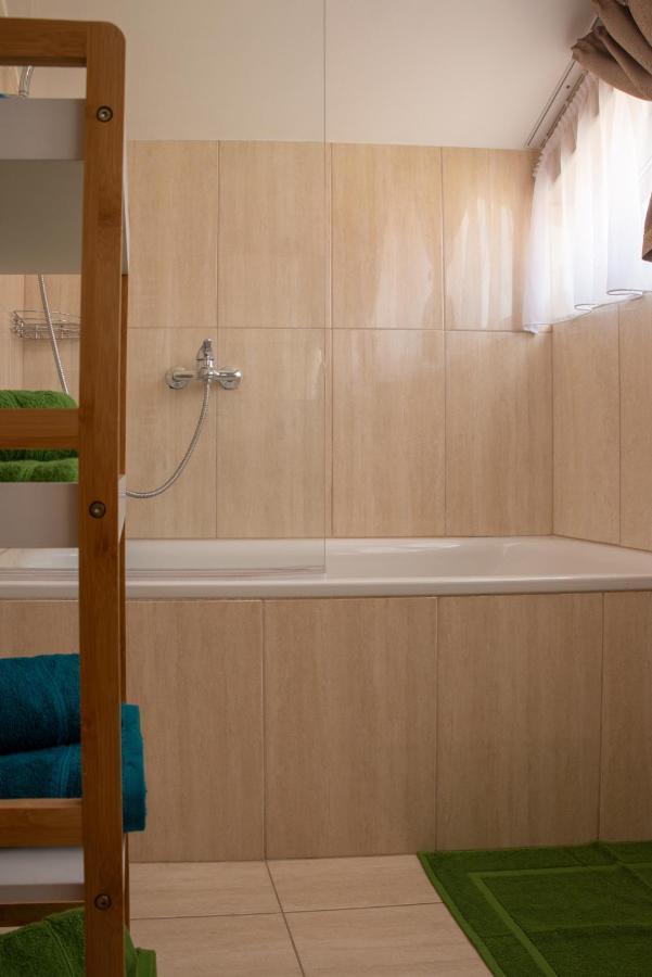 Eliza 1 Birdland Golf Apartman บุค ภายนอก รูปภาพ