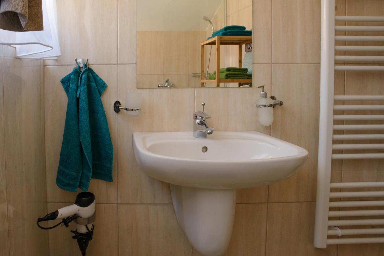 Eliza 1 Birdland Golf Apartman บุค ภายนอก รูปภาพ