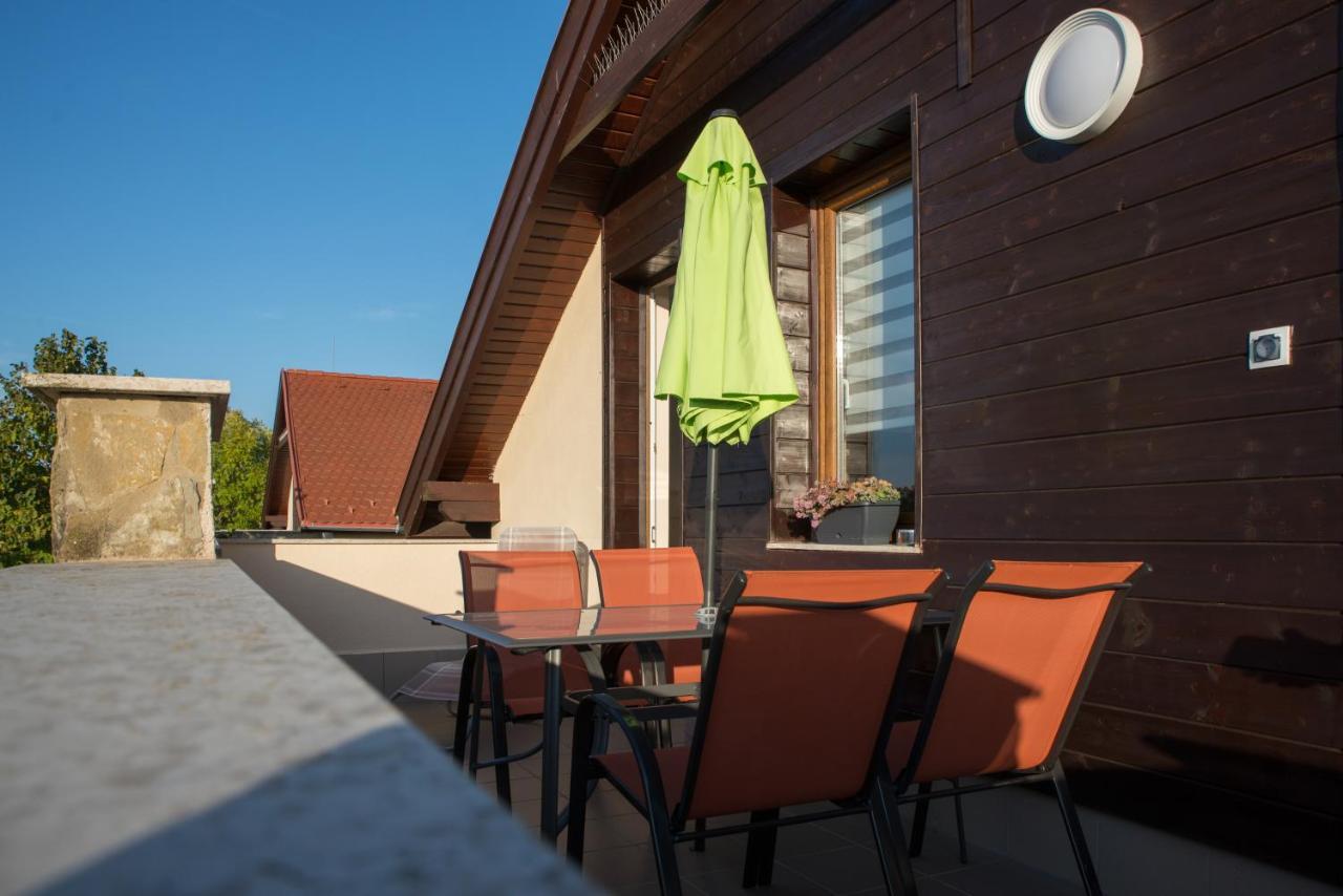 Eliza 1 Birdland Golf Apartman บุค ภายนอก รูปภาพ